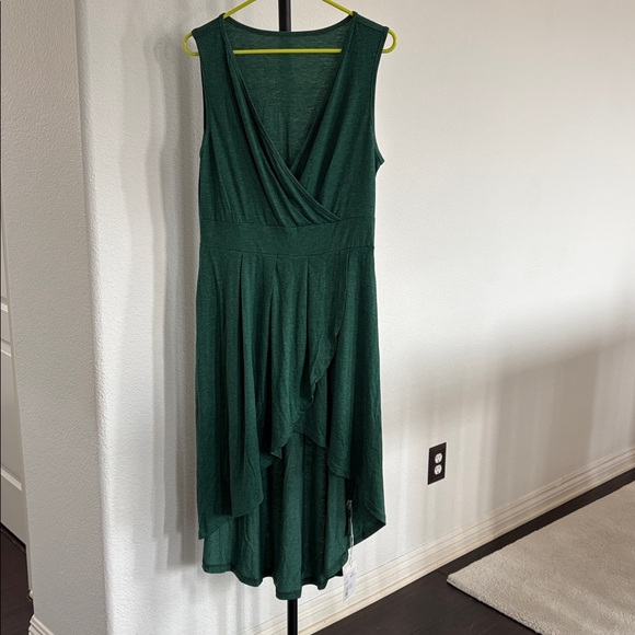 Halara Deep V Neck Sleeveless High Low Crossover Hem Midi NWT Size L - Picture 5 of 10